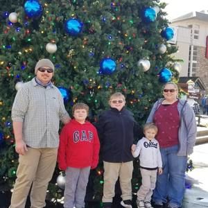 Meet your Posher, Joe